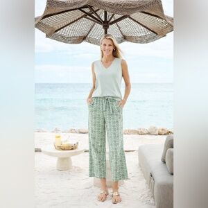 Talbots Wide Crop Washed Linen Blend Green White Pretty Medallion Print Pants L